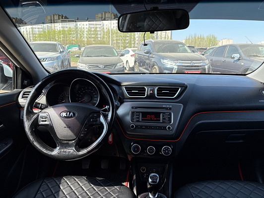 Kia Rio Luxe, 2015 года, пробег 140291 км