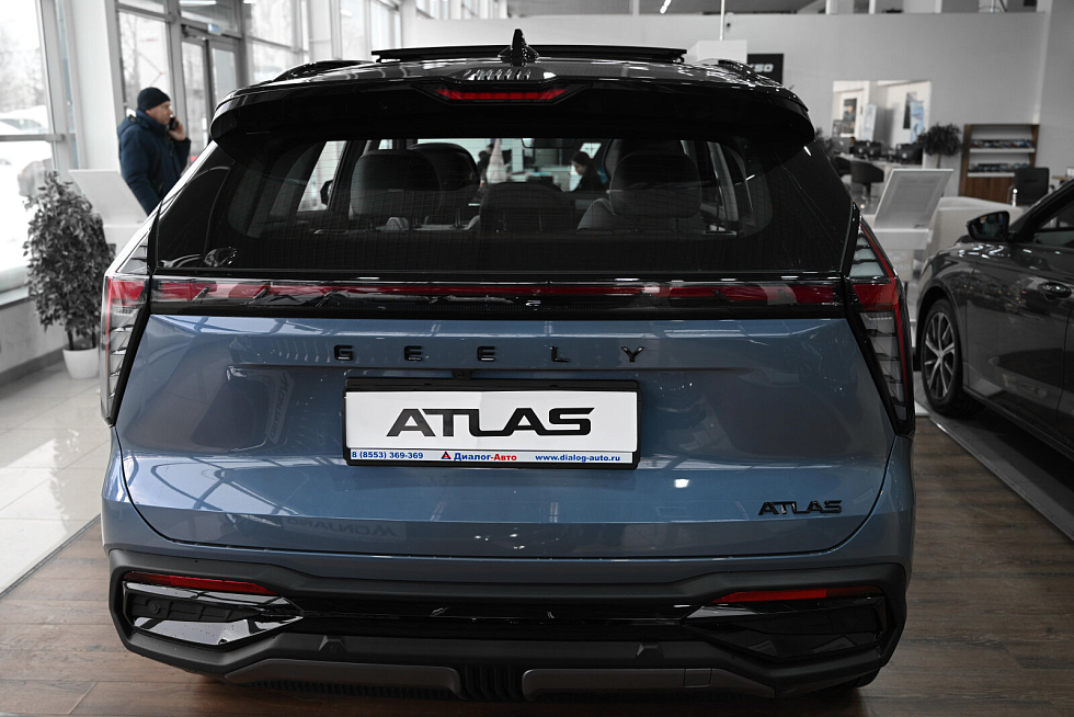 Geely Atlas , голубой