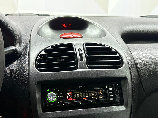 Peugeot 206, 2009 года, пробег 164950 км