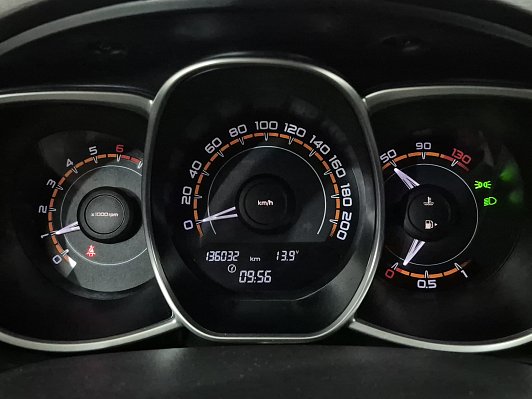 Lada (ВАЗ) Vesta Luxe, 2017 года, пробег 136031 км