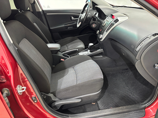 Kia Ceed, 2011 года, пробег 199306 км