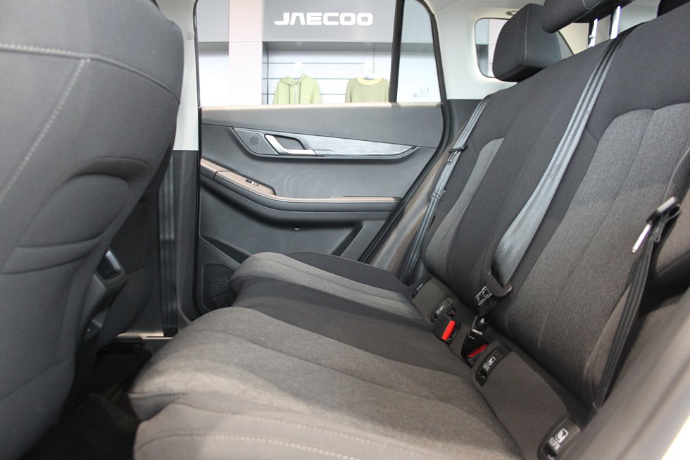 Jaecoo J6 Актив, белый