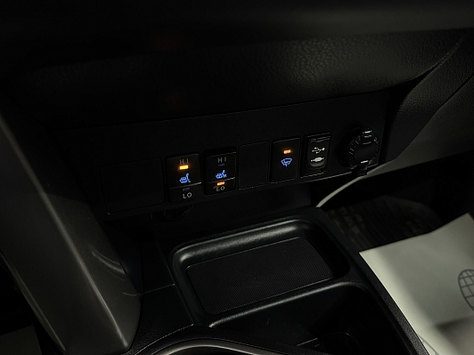 Toyota RAV4, 2018 года, пробег 122495 км