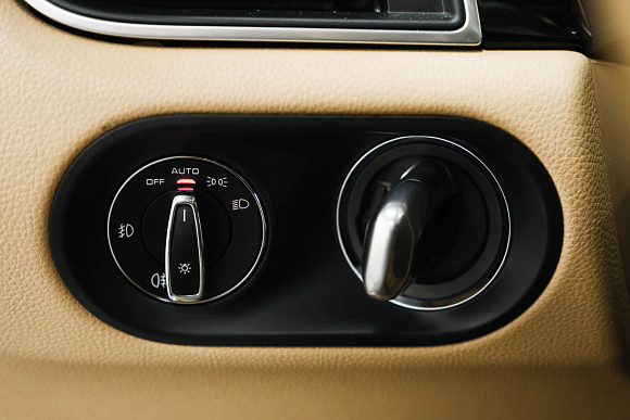 Porsche Macan S, 2015 года, пробег 182983 км