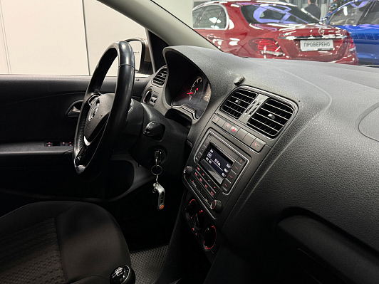 Volkswagen Polo Trendline, 2016 года, пробег 145000 км