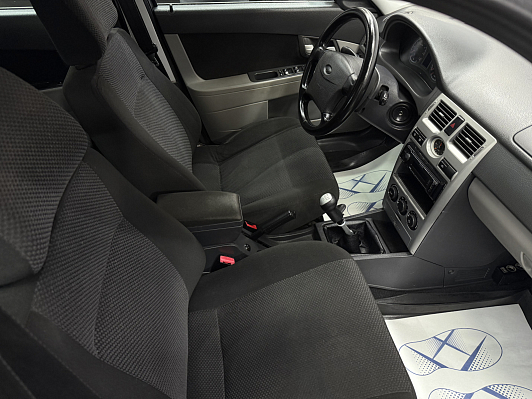 Lada (ВАЗ) Priora Люкс, 2011 года, пробег 133078 км