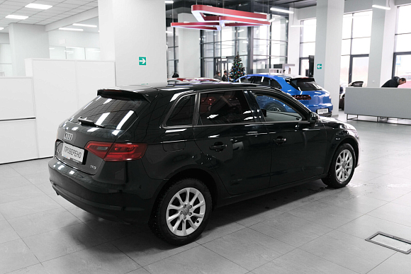 Audi A3 Attraction, 2014 года, пробег 147911 км