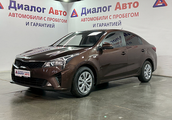 Kia Rio Luxe, 2021 года, пробег 114000 км