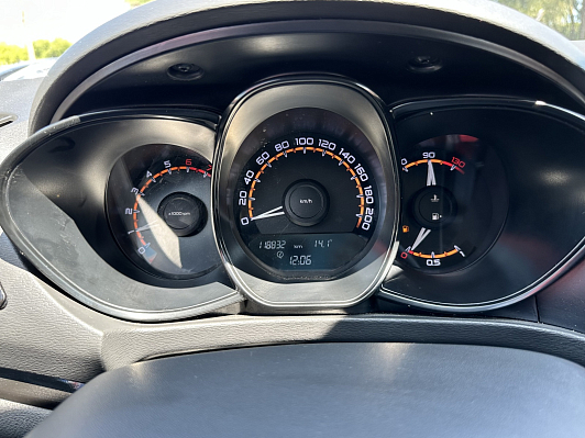 Lada (ВАЗ) Vesta Comfort, 2019 года, пробег 118000 км