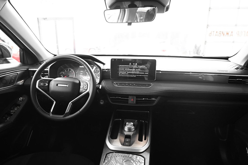Haval Jolion Техно +, белый