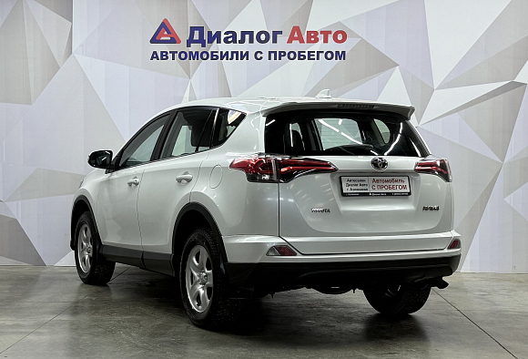 Toyota RAV4, 2018 года, пробег 122495 км