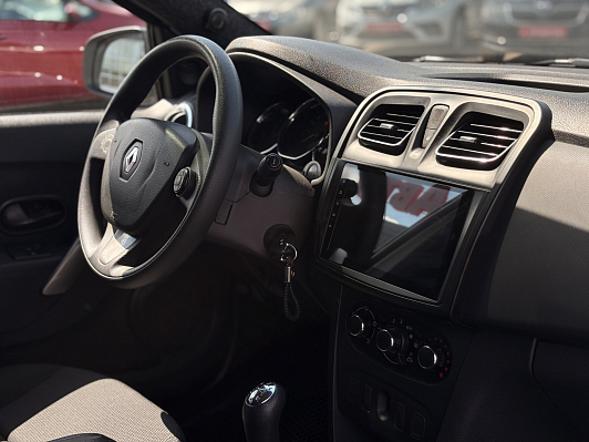 Renault Logan Confort, 2017 года, пробег 155992 км