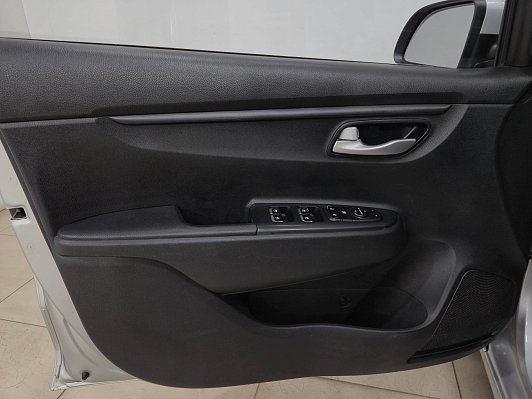 Kia Rio Comfort, 2017 года, пробег 73568 км