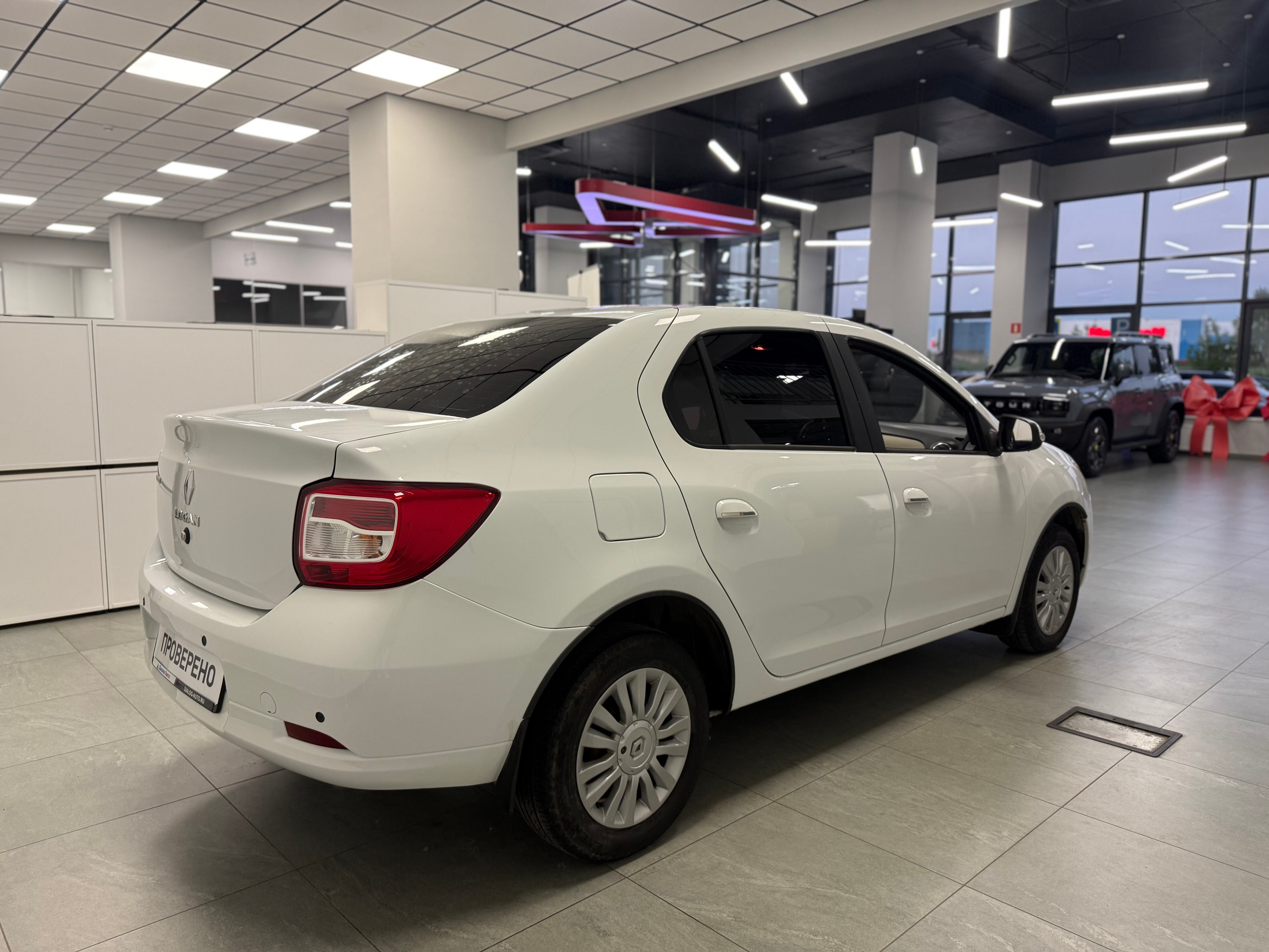 Renault Logan Luxe Privilege, 2018 года, пробег 82000 км