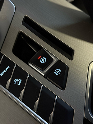 Geely Coolray Comfort, 2021 года, пробег 48000 км