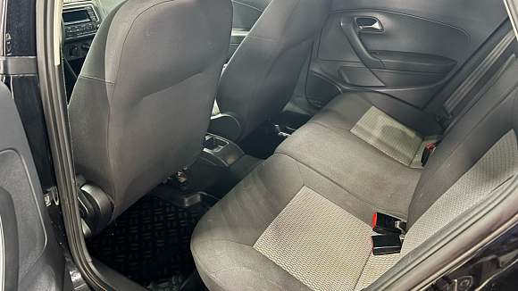 Volkswagen Polo Comfortline, 2011 года, пробег 170000 км