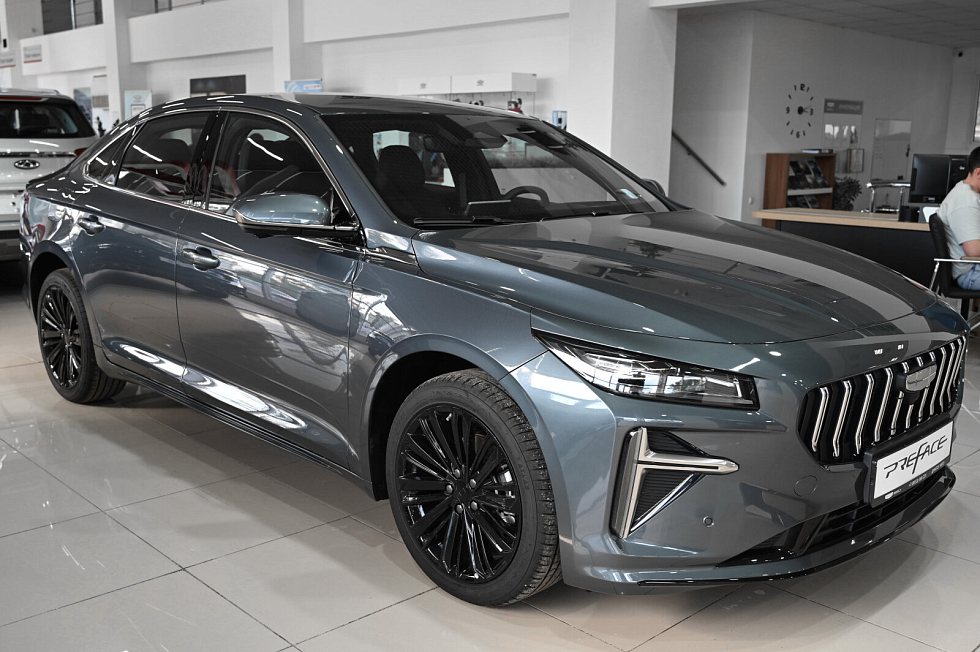 Geely Preface Luxury, серый