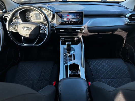 Geely Coolray Comfort, 2021 года, пробег 101377 км
