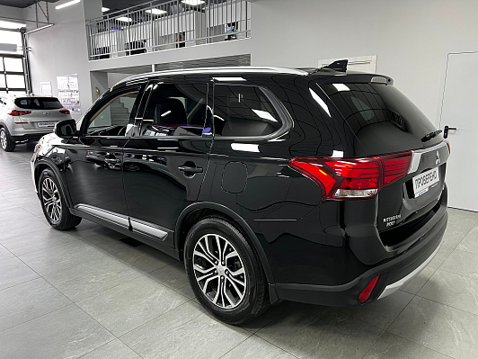 Mitsubishi Outlander Instyle, 2017 года, пробег 113625 км
