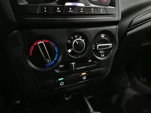 Lada (ВАЗ) Granta, 2019 года, пробег 106915 км