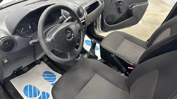 Lada (ВАЗ) Largus, 2013 года, пробег 180000 км