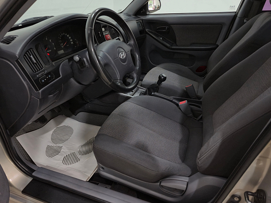 Hyundai Elantra, 2010 года, пробег 232187 км
