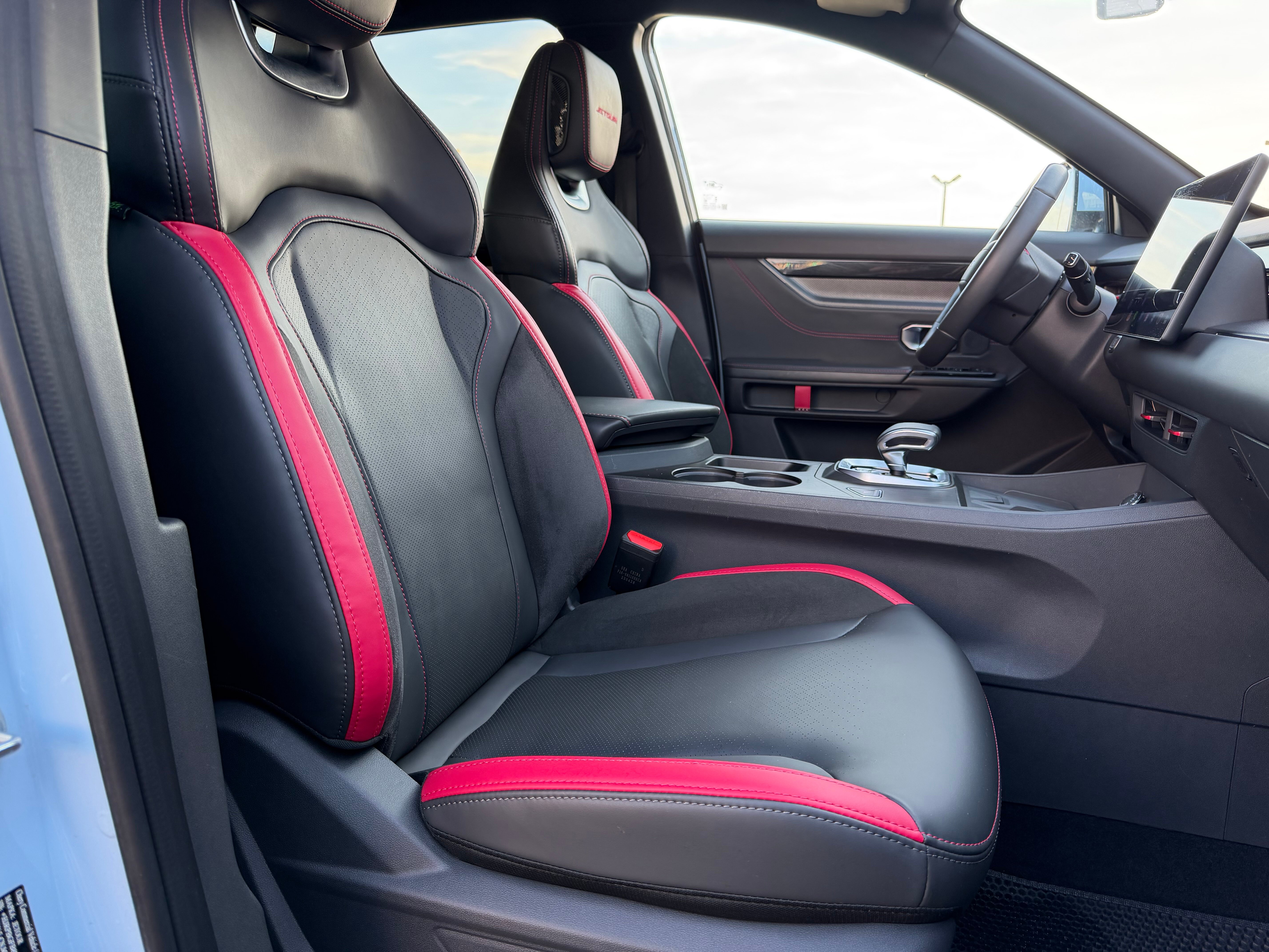 JETOUR DASHING Люкс, 2023 года, пробег 66100 км