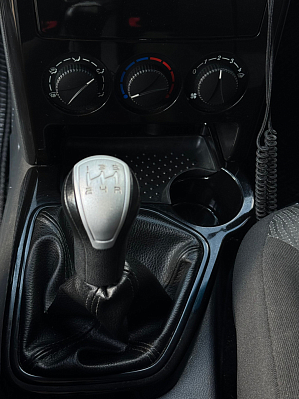 Lada (ВАЗ) Priora Standard 21702-40-050, 2017 года, пробег 144578 км