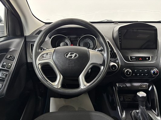 Hyundai ix35 Start, 2011 года, пробег 267200 км