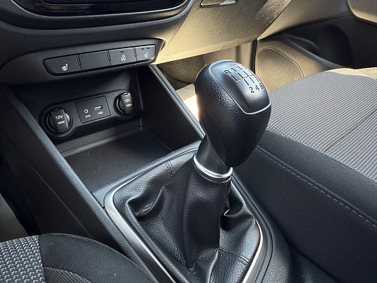 Hyundai Solaris Comfort, 2018 года, пробег 136311 км