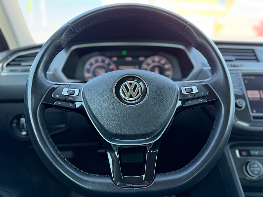 Volkswagen Tiguan, 2017 года, пробег 127627 км