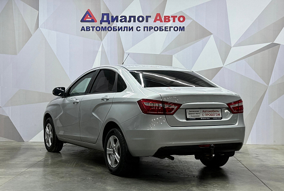Lada (ВАЗ) Vesta Comfort Multimedia, 2018 года, пробег 142975 км