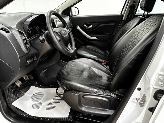 Lada (ВАЗ) XRAY Top Prestige (2015-2016), 2016 года, пробег 133620 км