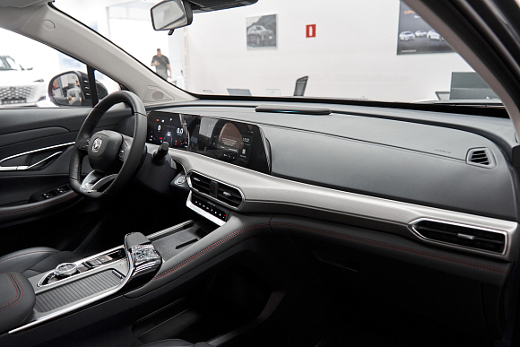 Changan UNI-T Luxe, серый