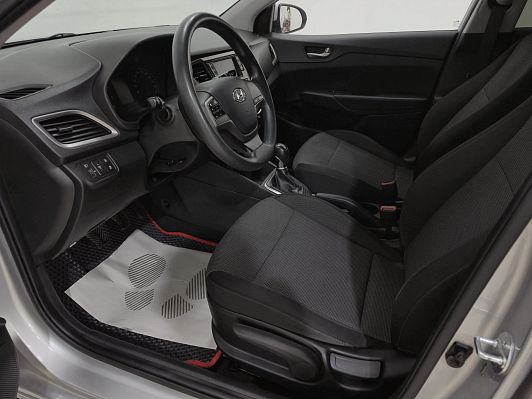 Hyundai Solaris Super Series II + 5” Audio, 2018 года, пробег 153379 км