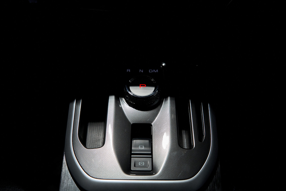 Haval Jolion Оптимум, красный