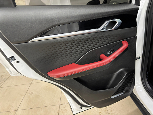 Geely Coolray Luxury, 2024 года, пробег 45927 км