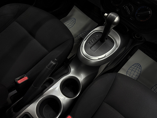 Nissan Juke XE, 2013 года, пробег 109000 км