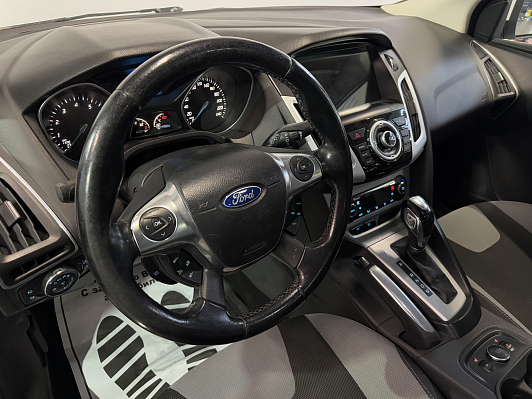 Ford Focus SYNC Edition, 2013 года, пробег 217000 км