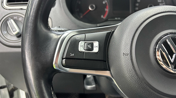 Volkswagen Polo SELECT, 2020 года, пробег 71000 км