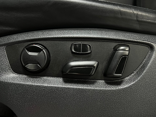 Volkswagen Touareg, 2014 года, пробег 240089 км