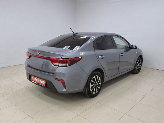 Kia Rio Comfort, 2017 года, пробег 72000 км