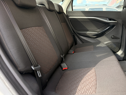 Lada (ВАЗ) Vesta Luxe Multimedia (2018-2019), 2017 года, пробег 174427 км