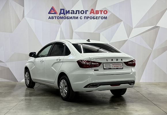 Lada (ВАЗ) Vesta, 2023 года, пробег 48473 км