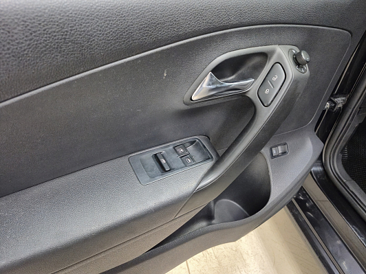 Volkswagen Polo Comfortline, 2012 года, пробег 123281 км