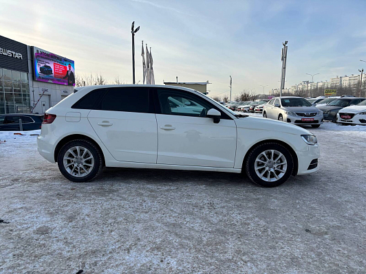 Audi A3 Attraction, 2014 года, пробег 170909 км