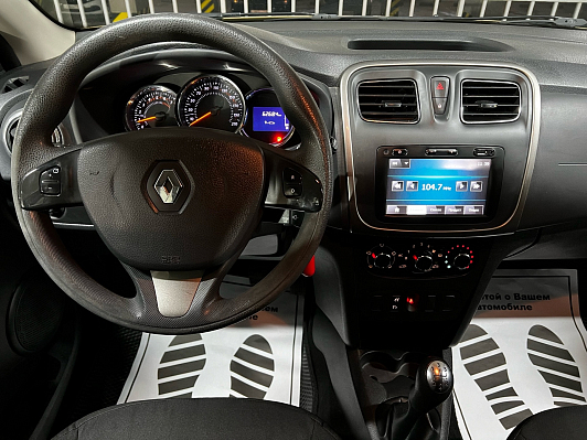 Renault Sandero Confort, 2015 года, пробег 107650 км