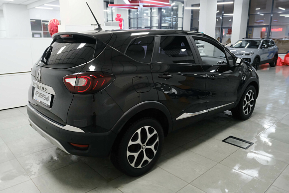 Renault Kaptur Style, 2020 года, пробег 97000 км