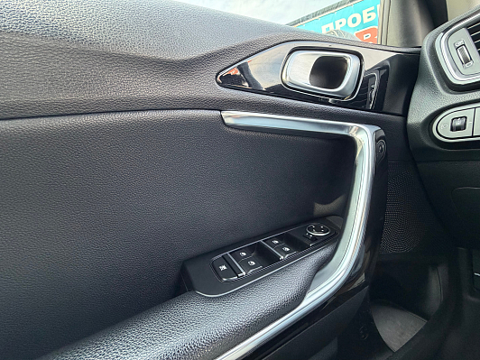 Kia Ceed Luxe, 2018 года, пробег 125933 км