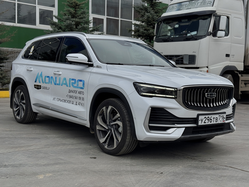 Geely Monjaro Flagship, белый